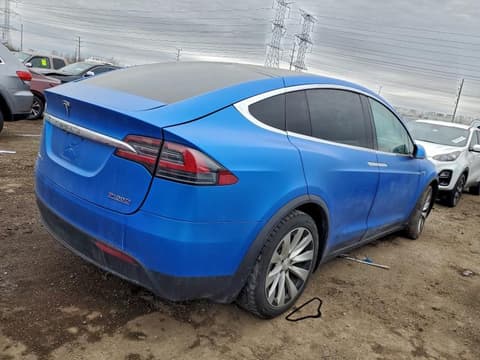 2016 Tesla Model X, VIN 5YJXCAE44GF019850. Фото 3 из 6 с аукциона Copart. Каталог авто из США OpenDataCar.