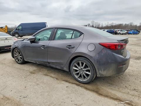 2018 Mazda 3, VIN 3MZBN1V36JM212030. Фото 2 з 6 з аукціону Copart. Каталог авто зі США OpenDataCar.