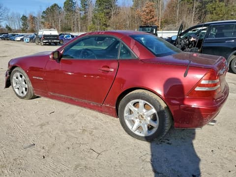 2001 Mercedes-benz SLK-Class, VIN WDBKK49F81F202762. Фото 2 з 6 з аукціону Copart. Каталог авто зі США OpenDataCar.