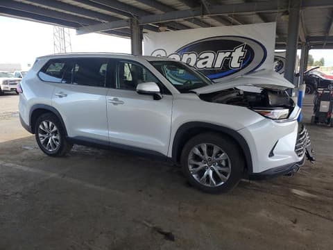 2024 Toyota Highlander, VIN 5TDACAB58RS014782. Фото 4 з 6 з аукціону Copart. Каталог авто зі США OpenDataCar.