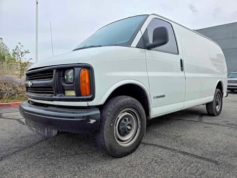 2002 Chevrolet Express 2500, VIN 1GCGG25R121240023. Фото 2 з 6 з аукціону Copart. Каталог авто зі США OpenDataCar.