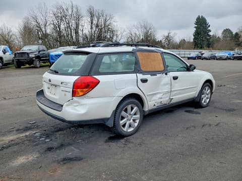 2006 Subaru Legacy, VIN 4S4BP61C067331611. Zdjęcie 3 z 6 z aukcji Copart. Katalog aut z USA OpenDataCar.
