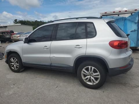 2015 Volkswagen Tiguan, VIN WVGAV7AX6FW521266. Фото 2 з 6 з аукціону Copart. Каталог авто зі США OpenDataCar.