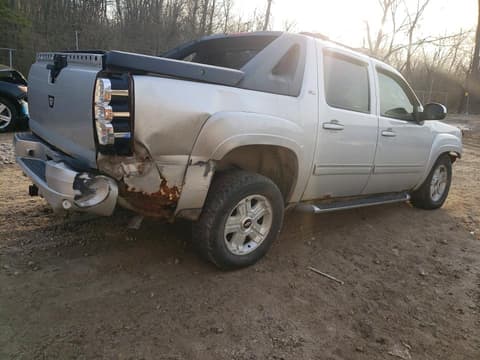 2011 Chevrolet Avalanche, VIN 3GNTKFE35BG153735. Фото 3 з 6 з аукціону Copart. Каталог авто зі США OpenDataCar.