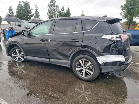 2018 Toyota RAV4, VIN 2T3WFREV0JW484668. Фото 2 з 6 з аукціону Copart. Каталог авто зі США OpenDataCar.