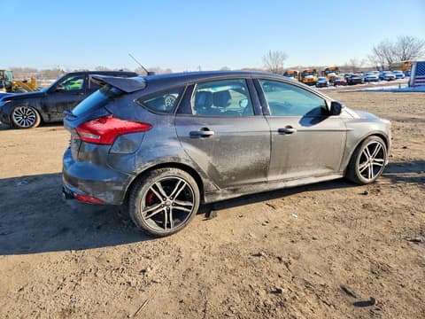 2018 Ford Focus, VIN 1FADP3L92JL256803. Фото 3 из 6 с аукциона Copart. Каталог авто из США OpenDataCar.