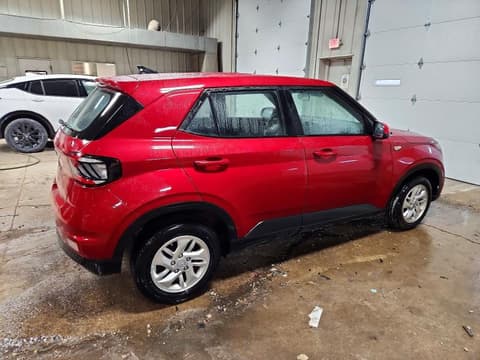 2021 Hyundai Venue, VIN KMHRB8A31MU099334. Фото 3 з 6 з аукціону Copart. Каталог авто зі США OpenDataCar.