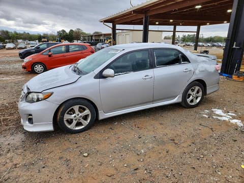 2013 Toyota Corolla, VIN 2T1BU4EE4DC994589. Фото 1 з 6 з аукціону Copart. Каталог авто зі США OpenDataCar.