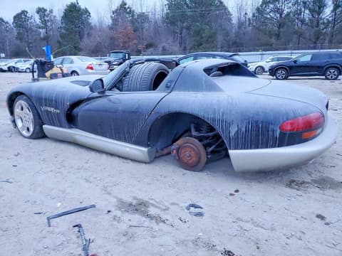 2001 Dodge Viper, VIN 1B3ER65EX1V703372. Photo 2 of 6 from Copart auction. OpenDataCar US salvage catalog.