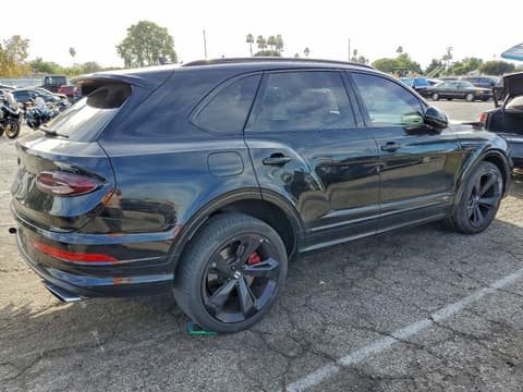 2021 Bentley Bentayga, VIN SJAAM2ZV9MC037511. Фото 3 из 6 с аукциона Copart. Каталог авто из США OpenDataCar.