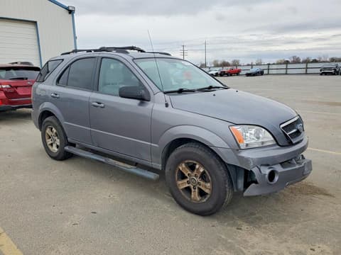 2005 Kia Sorento, VIN KNDJC733955372974. Photo 4 of 6 from Copart auction. OpenDataCar US salvage catalog.