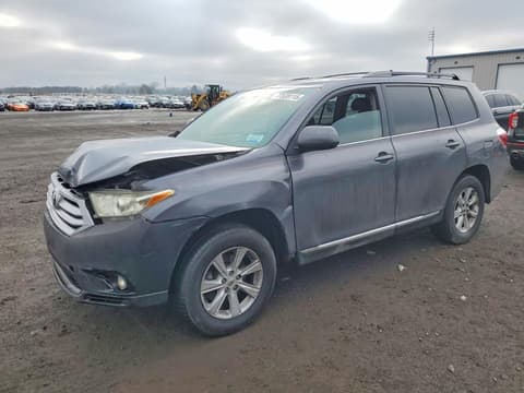 2012 Toyota Highlander, VIN 5TDBK3EH8CS102215. Zdjęcie 1 z 6 z aukcji Copart. Katalog aut z USA OpenDataCar.