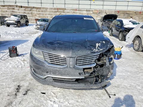 2017 Lincoln MKX, VIN 2LMPJ8LP8HBL39019. Фото 5 з 6 з аукціону Copart. Каталог авто зі США OpenDataCar.