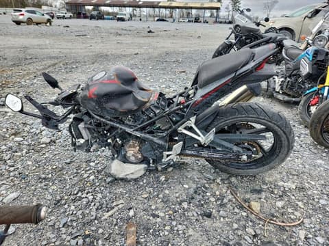 2021 Honda CBR300, VIN MLHNC5151M5700250. Zdjęcie 3 z 6 z aukcji Copart. Katalog aut z USA OpenDataCar.