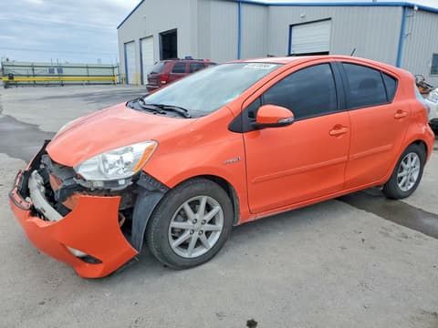 2014 Toyota Prius C, VIN JTDKDTB30E1062392. Фото 1 з 6 з аукціону Copart. Каталог авто зі США OpenDataCar.