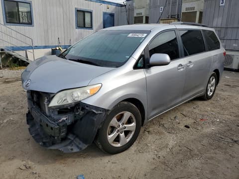 2015 Toyota Sienna, VIN 5TDKK3DC8FS657188. Фото 1 з 6 з аукціону Copart. Каталог авто зі США OpenDataCar.
