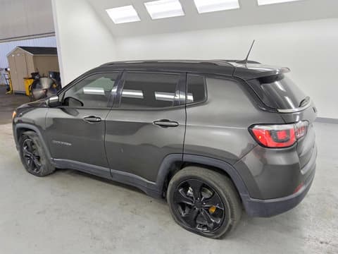 2019 Jeep Compass, VIN 3C4NJCBB4KT726906. Фото 2 з 6 з аукціону Copart. Каталог авто зі США OpenDataCar.