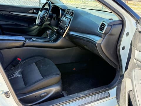 2016 Nissan Maxima, VIN 1N4AA6AP3GC429146. Photo 5 of 6 from Copart auction. OpenDataCar US salvage catalog.