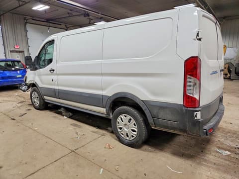 2022 Ford E-Transit, VIN 1FTBW1YK1NKA62991. Фото 2 з 6 з аукціону Copart. Каталог авто зі США OpenDataCar.