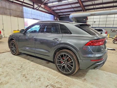 2021 Audi Q8, VIN WA1FVAF16MD016939. Фото 2 з 6 з аукціону Copart. Каталог авто зі США OpenDataCar.