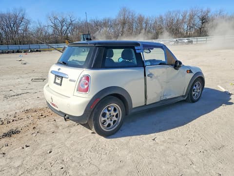 2013 Mini Cooper, VIN WMWSU3C50DT545932. Фото 3 з 6 з аукціону Copart. Каталог авто зі США OpenDataCar.
