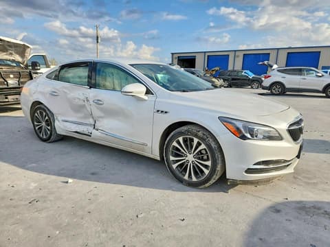 2017 Buick LaCrosse, VIN 1G4ZR5SS9HU183049. Zdjęcie 4 z 6 z aukcji Copart. Katalog aut z USA OpenDataCar.