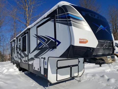 2021 Keystone Fuzion, VIN 4YDF42936MF811258. Фото 1 з 6 з аукціону Copart. Каталог авто зі США OpenDataCar.