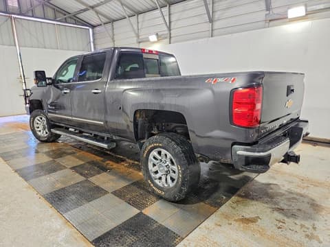 2016 Chevrolet Silverado 3500, VIN 1GC4K0C81GF220641. Фото 2 из 6 с аукциона Copart. Каталог авто из США OpenDataCar.