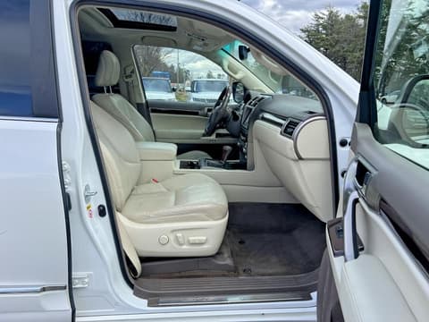 2016 Lexus GX 460, VIN JTJBM7FX5G5149136. Фото 5 из 6 с аукциона Copart. Каталог авто из США OpenDataCar.