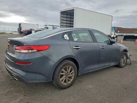 2020 Kia Optima, VIN 5XXGT4L39LG446394. Фото 3 з 6 з аукціону Copart. Каталог авто зі США OpenDataCar.