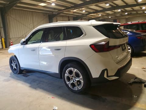 2023 Bmw X1, VIN WBX73EF01P5W65113. Zdjęcie 2 z 6 z aukcji Copart. Katalog aut z USA OpenDataCar.
