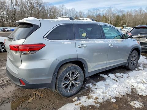 2019 Toyota Highlander, VIN 5TDBZRFH7KS700372. Фото 3 з 6 з аукціону Copart. Каталог авто зі США OpenDataCar.