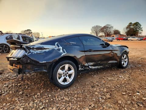 2019 Ford Mustang, VIN 1FA6P8THXK5152319. Фото 3 из 6 с аукциона Copart. Каталог авто из США OpenDataCar.