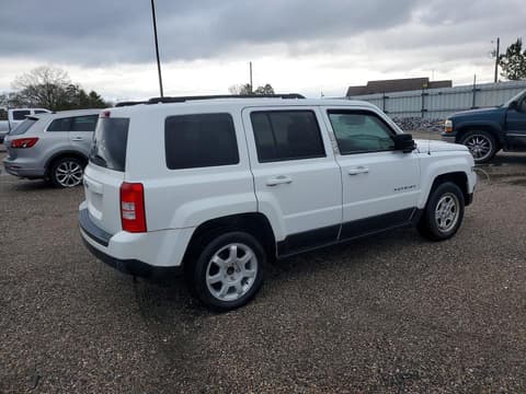 2015 Jeep Patriot, VIN 1C4NJPBB5FD158023. Фото 3 з 6 з аукціону Copart. Каталог авто зі США OpenDataCar.