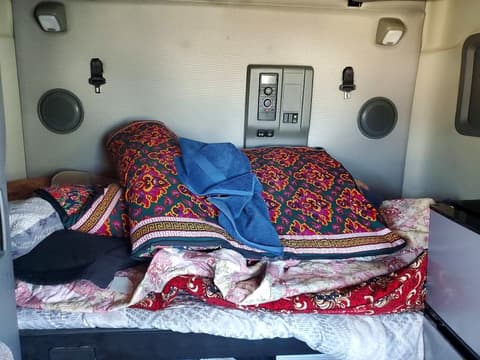 2021 Volvo VN, VIN 4V4NC9EH1MN272005. Фото 6 з 6 з аукціону Copart. Каталог авто зі США OpenDataCar.