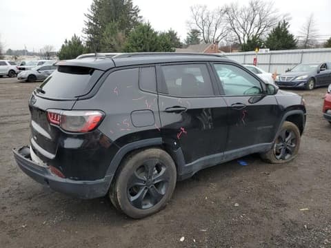 2021 Jeep Compass, VIN 3C4NJDBB9MT572976. Фото 3 з 6 з аукціону Copart. Каталог авто зі США OpenDataCar.