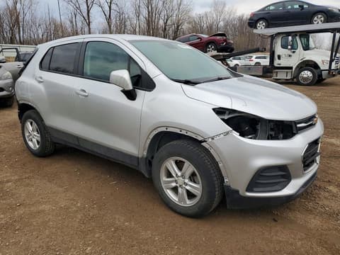 2021 Chevrolet Trax, VIN KL7CJNSM0MB361498. Zdjęcie 4 z 6 z aukcji Copart. Katalog aut z USA OpenDataCar.