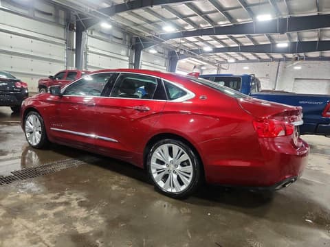 2019 Chevrolet Impala, VIN 1G1105S3XKU101723. Фото 2 з 6 з аукціону Copart. Каталог авто зі США OpenDataCar.