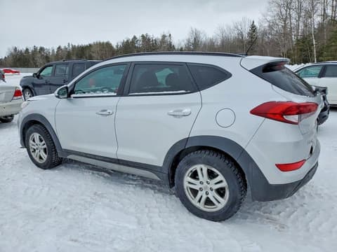 2017 Hyundai Tucson, VIN KM8J33A4XHU394363. Zdjęcie 2 z 6 z aukcji Copart. Katalog aut z USA OpenDataCar.