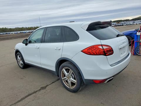 2014 Porsche Cayenne, VIN WP1AA2A23ELA90598. Zdjęcie 2 z 6 z aukcji Copart. Katalog aut z USA OpenDataCar.