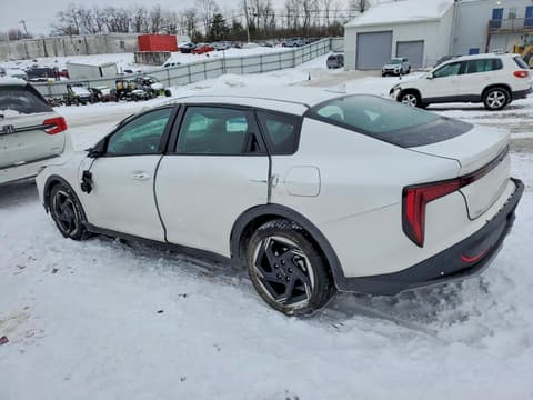 2025 Kia K4, VIN 3KPFU4DE0SE192316. Фото 2 з 6 з аукціону Copart. Каталог авто зі США OpenDataCar.