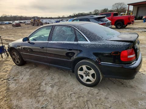 1999 Audi A4, VIN WAUDD28D9XA259905. Фото 2 з 6 з аукціону Copart. Каталог авто зі США OpenDataCar.