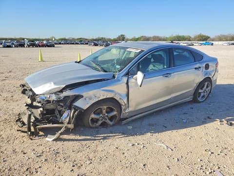 2015 Ford Fusion, VIN 3FA6P0HD1FR105769. Фото 1 з 6 з аукціону Copart. Каталог авто зі США OpenDataCar.