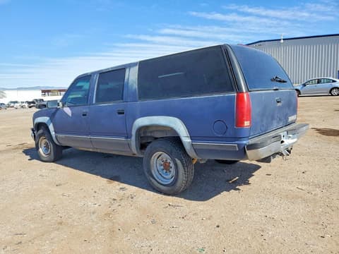 1994 Chevrolet Suburban, VIN 1GNGK26K9RJ378071. Фото 2 з 6 з аукціону Copart. Каталог авто зі США OpenDataCar.