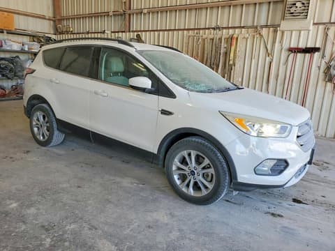 2017 Ford Escape, VIN 1FMCU0G95HUA29967. Фото 4 з 6 з аукціону Copart. Каталог авто зі США OpenDataCar.
