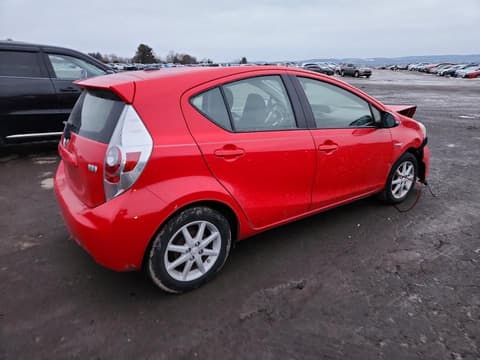 2014 Toyota Prius C, VIN JTDKDTB38E1565295. Фото 3 з 6 з аукціону Copart. Каталог авто зі США OpenDataCar.