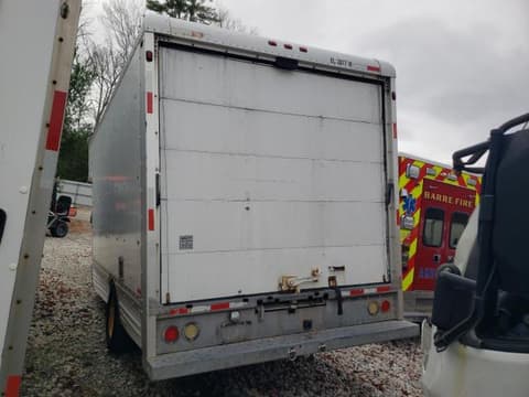 2007 Ford E-450, VIN 1FDXE45S87DA22540. Фото 2 из 6 с аукциона Copart. Каталог авто из США OpenDataCar.