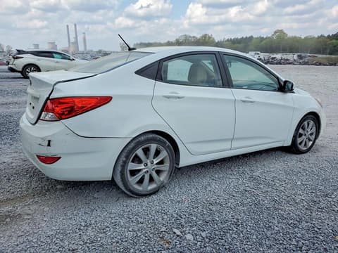 2013 Hyundai Accent, VIN KMHCU4AE1DU461088. Фото 3 з 6 з аукціону Copart. Каталог авто зі США OpenDataCar.