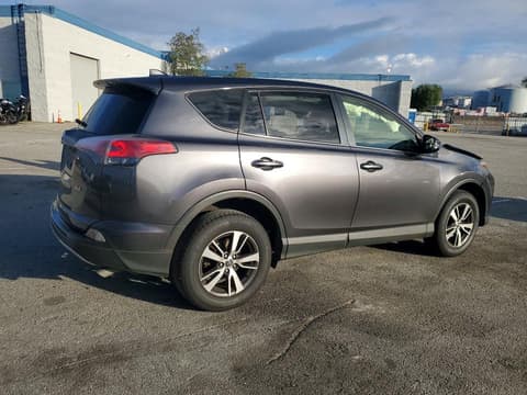 2018 Toyota RAV4, VIN JTMWFREV3JJ727615. Фото 3 з 6 з аукціону Copart. Каталог авто зі США OpenDataCar.