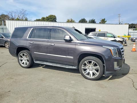 2017 Cadillac Escalade, VIN 1GYS4BKJ4HR405830. Фото 4 з 6 з аукціону Copart. Каталог авто зі США OpenDataCar.